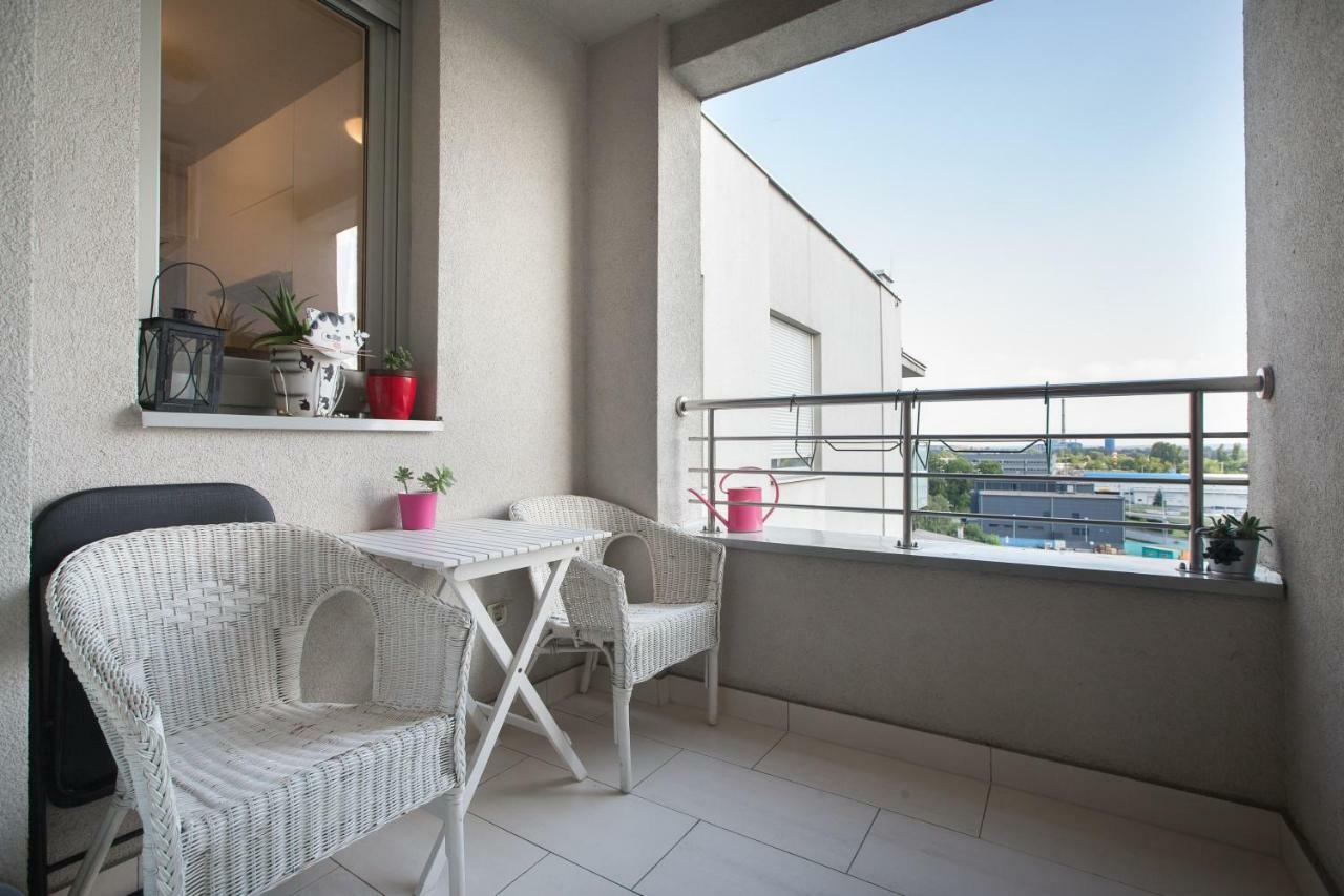 Cozy & Modern Studio With Balcony Zagreb Exterior photo