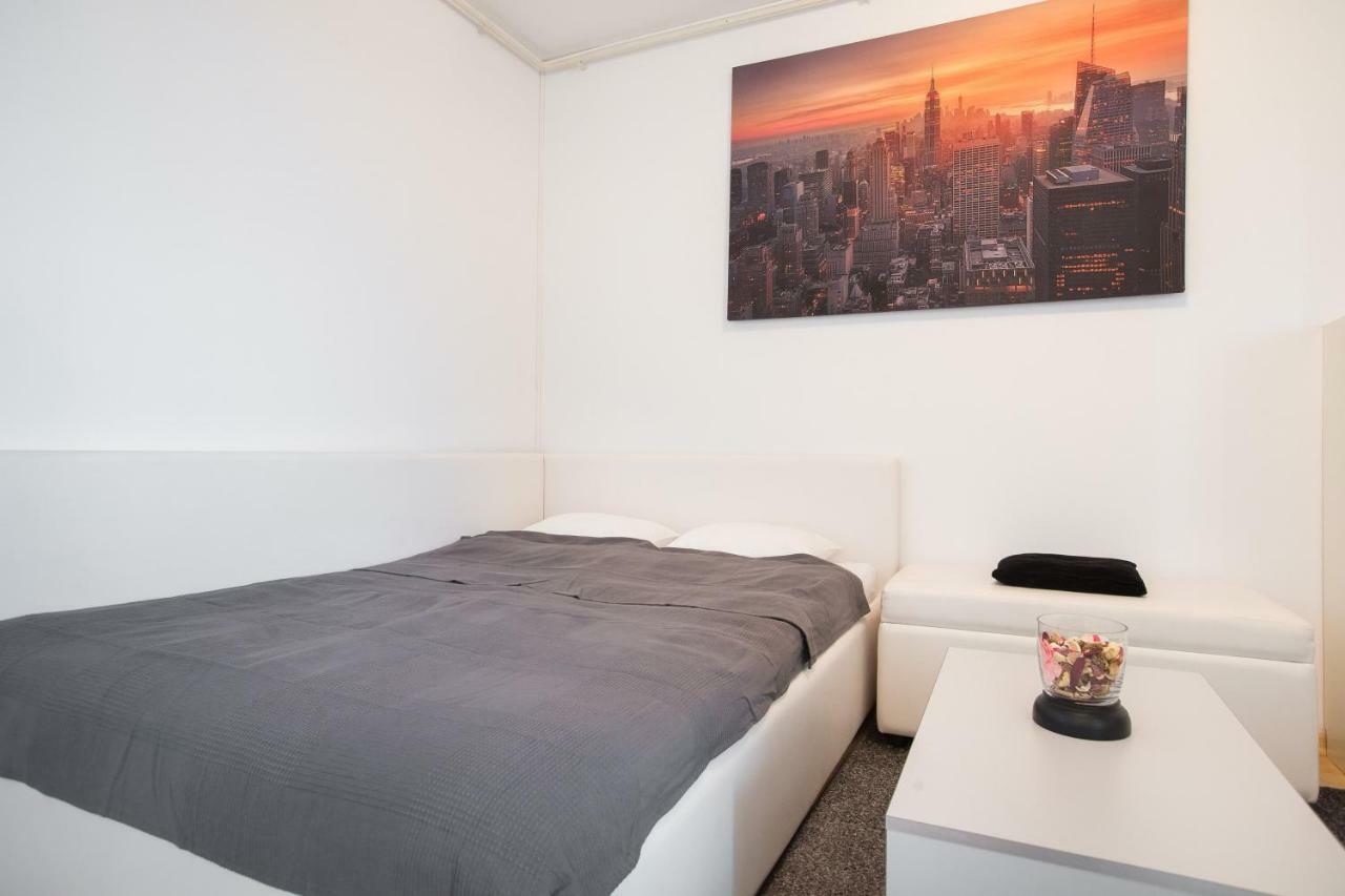 Cozy & Modern Studio With Balcony Zagreb Exterior photo
